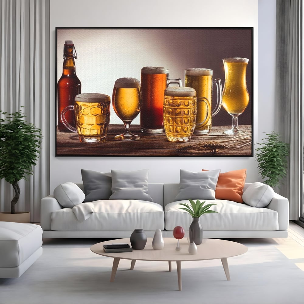 Tablou canvas cu colectie de halbe si pahare cu bere, in rama de aluminiu negru, pe perete intr-un living